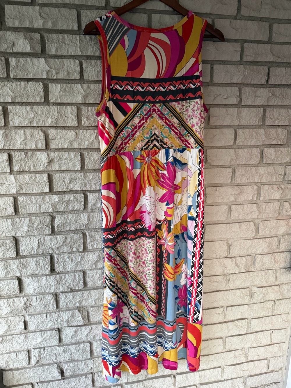 JW•3J Rachel May Easy Fit Tank Dress
Colorful Floral Geometric Print Size M - Picture 5 of 6